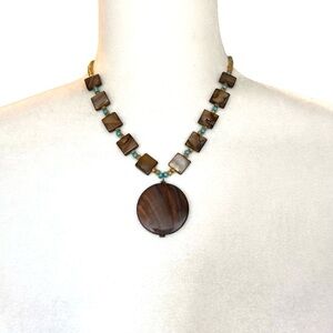 Shell and Glass Pendant Necklace with Toggle Clasp